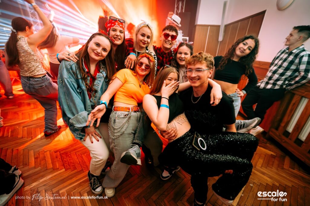 Instagram post from escale_for_fun. This post is in position 16.